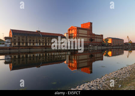 Fabrik am Rheinhafen, Karlsruhe, Deutschland Stockfoto