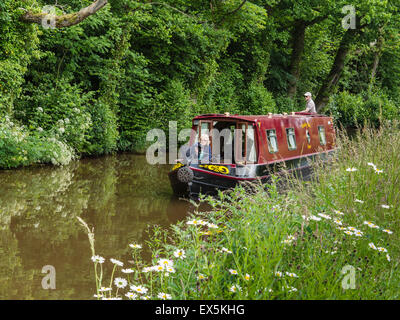 Kanalboot Monmouthshire und Brecon Canal, (Mon & Brec), in der Nähe von Brecon, Powys, Wales, UK Stockfoto