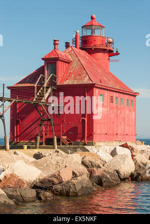 Leuchtturm in Sturgeon Bay Ship Canal Pierhead, Door County, Wisconsin Stockfoto