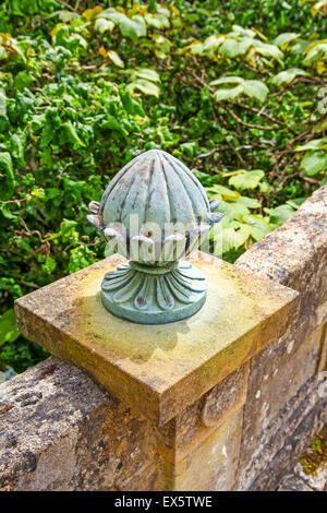 Kupfer Dekoration auf der indischen Brücke am Sezincote Haus Landsitz in Gloucestershire, England UK Stockfoto