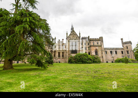 Alton Towers verfallenes Haus auf dem Estate Theme Park Gärten Staffordshire England UK Stockfoto