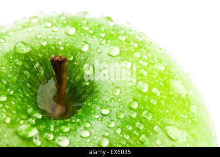 Apfel Grün mit Wassertropfen auf der Oberfläche Stockfoto