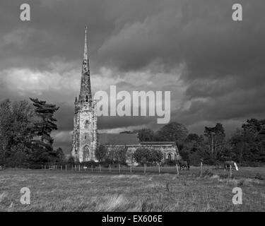 Clifton Campville Kirche, Blick von der Straße Stockfoto