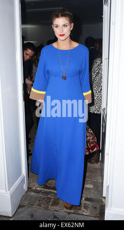 BOB von Dawn O'Porter Pop-Up Boutique-VIP-Launch-Party - Abfahrten mit: Ashley James wo: London, Vereinigtes Königreich bei: 6. Mai 2015 Stockfoto