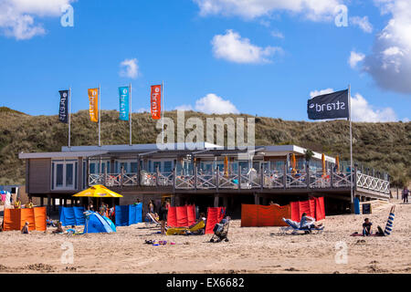 Europa, Niederlande, Zeeland, Restaurant Pavillon Strand90 am Strand von Domburg auf der Halbinsel Walcheren. Stockfoto