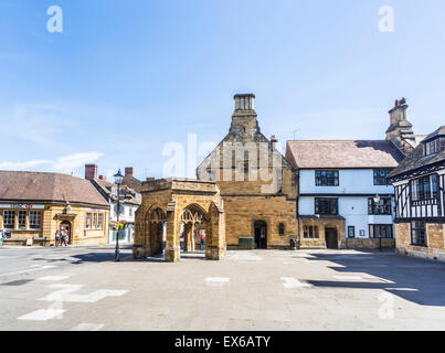 Das Conduit, gebaut als ein Mönche Waschplatz in Sherborne Abbey Kloster in das 16. Jahrhundert, Sherborne, Dorset, Großbritannien, im Sonnenschein Stockfoto