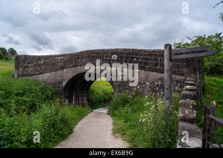 Unterkunft-Brücke auf die Cromford Canal, Cromford, Derbyshire, England Stockfoto