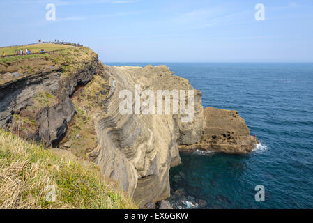 Blick auf Olle Wanderweg Nr. 10 Kurs in Songaksan in Insel Jeju, Korea. Olle ist berühmt trekking Kurse erstellt Küste Stockfoto