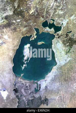 Farbe-Satellitenbild des Aralsees. Aufnahme im Jahr 1990. Stockfoto