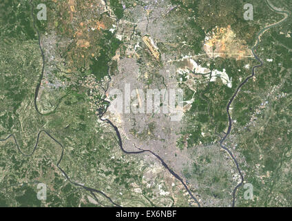 Farbe-Satellitenbild von Dhaka, Bangladesh. Bild aufgenommen am 30. März 2014 mit Landsat 8 Daten. Stockfoto