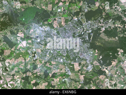 Farbe-Satellitenbild von Minsk, Belarus. Bild aufgenommen am 30. August 2014 mit Landsat 8 Daten. Stockfoto