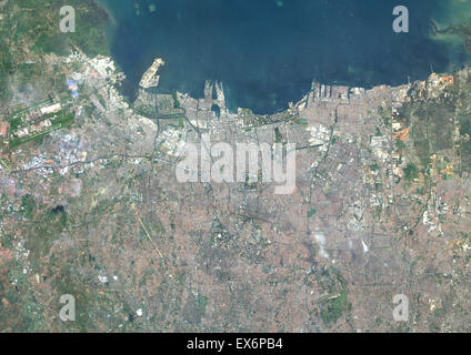 Farbe-Satellitenbild von Jakarta, Indonesien. Bild aufgenommen am 22. April 2014 mit Landsat 8 Daten. Stockfoto