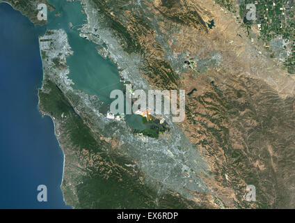 Farbe-Satellitenbild von San Francisco und San Jose, Vereinigte Staaten von Amerika. Bild aufgenommen am 24. Juli 2014 mit Landsat 8 Daten. Stockfoto