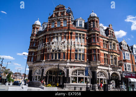 Salisbury Hotel, viktorianischen Pub von John Cathles Hill, 1899, Grand Parade, Harringay, London England Stockfoto