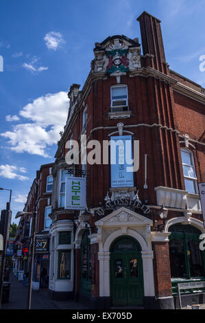 Beaconsfield, viktorianischen Pub,, Grand Parade, Harringay, London England Stockfoto