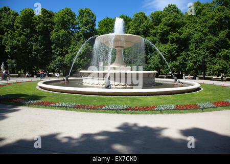 Polen, Warschau, Marszalkowska, Ogrod Saski, Wasser-Brunnen im Volkspark. Stockfoto