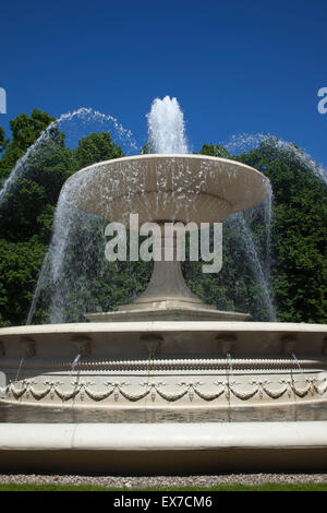 Polen, Warschau, Marszalkowska, Ogrod Saski, Wasser-Brunnen im Volkspark. Stockfoto