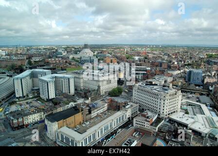 Die Skyline von Liverpool befindet sich am oberen Rand des Radio City Tower Stockfoto