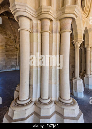 Innere der historischen monastischen Kapitelsaal der Abtei von neuen Clairvaux, die aus Spanien im Jahre 1931 verschoben wurde. Stockfoto