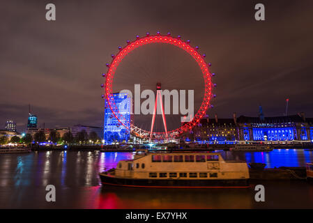 London Eye bei Nacht Stockfoto