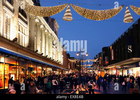 Weihnachts-shopping in Northumberland Street, Newcastle Stockfoto