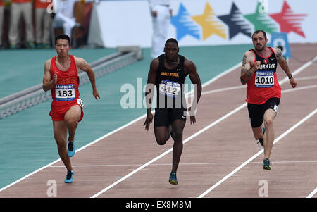 Gwangju, Südkorea. 9. Juli 2015. Yang Yang(L) aus China konkurriert, während Männer 100m Finale bei der 28. Universiade in Gwangju, Südkorea, am 9. Juli 2015. © Li Jundong/Xinhua/Alamy Live-Nachrichten Stockfoto