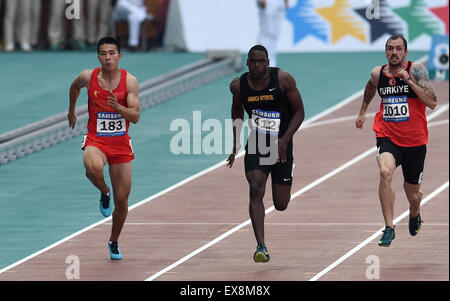 Gwangju, Südkorea. 9. Juli 2015. Yang Yang(L) aus China konkurriert, während Männer 100m Finale bei der 28. Universiade in Gwangju, Südkorea, am 9. Juli 2015. © Li Jundong/Xinhua/Alamy Live-Nachrichten Stockfoto