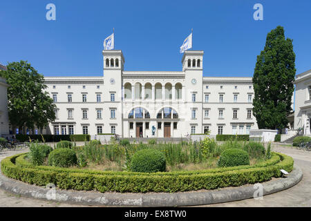 Außenseite des Hamburger Bahnhof Museum für moderne Kunst in Berlin Deutschland Stockfoto