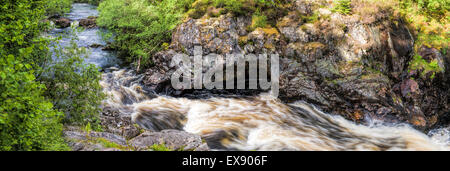 Fällt der Shin, River Shin, Sutherland. Stockfoto