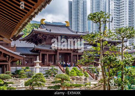 Chi Lin Nunnery ist eine buddhistische Tempelanlage gebaut, ohne einen einzigen Nagel, Kowloon, Hong Kong, China Stockfoto