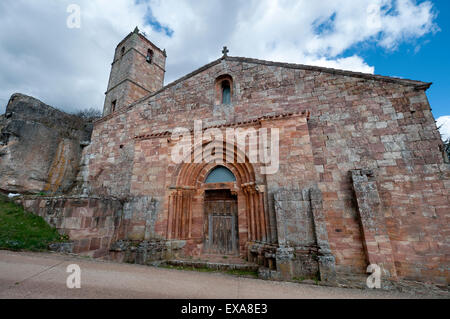 Kirche San Millan de Lara, Provinz Burgos, Spanien. Es baute auf 1165 im romanischen Stil. Stockfoto