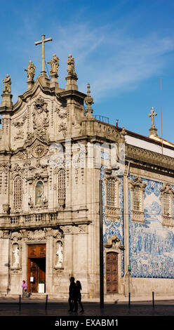 Die Carmo Kirche in Porto. Stockfoto