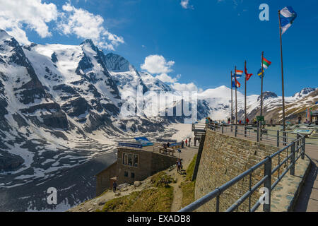 Kaiser-Franz-Josefs-Höhe, Großglockner und Pasterze hinter, Hohe Tauern National Park, Salzburg, Österreich Stockfoto