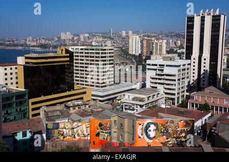 Wunderbare Graffiti, UNESCO-Weltkulturerbe, Valparaiso, Chile, Südamerika Stockfoto