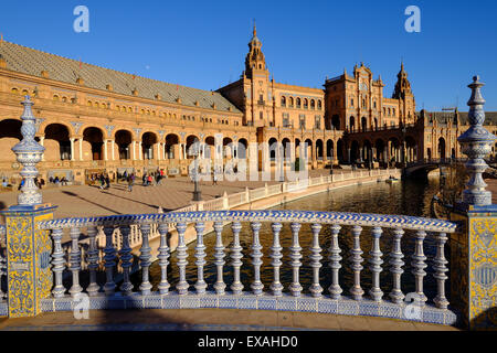 Plaza de Espana, gebaut für die Ibero-Amerikanische Ausstellung von 1929, Sevilla, Andalusien, Spanien, Europa Stockfoto