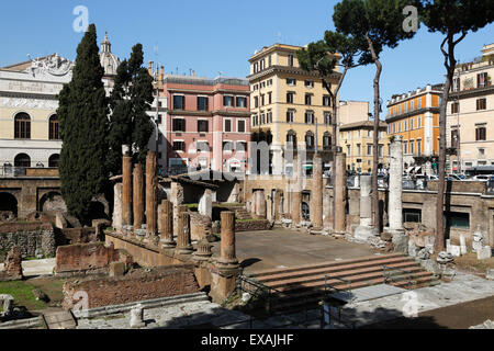 Römische Ruinen in den Heiligen Bereich (Area Sacra) Largo Argentina, Rom, Latium, Italien, Europa Stockfoto