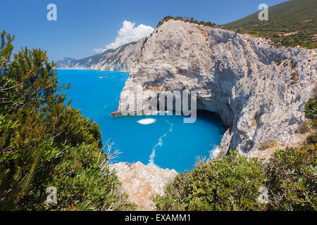 Porto Katsiki, Lefkada, Griechenland. Schöne Aussicht auf Lefkada Insel. Die andere Seite der Strand Porto Katsiki, Westküste von Lefkada Stockfoto