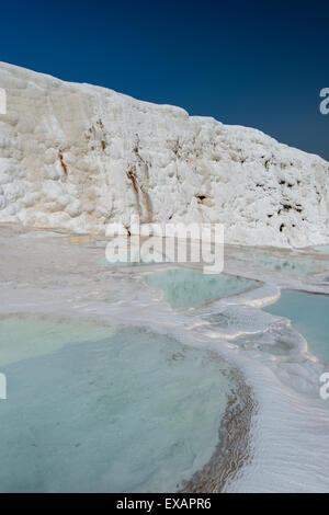 Travertin-Terrasse-Formationen, Pamukkale, Türkei Stockfoto