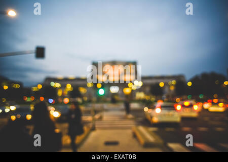 Mailand-Stadtlandschaft, die farbigen Hintergrund unscharf Stockfoto