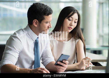 Business-Profis zusammen arbeiten Stockfoto