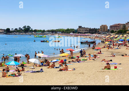 Strand von Giardini Naxos, Bezirk Messina, Sizilien Stockfoto