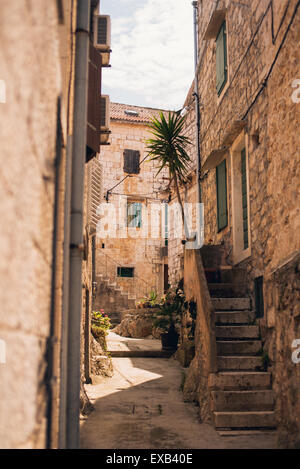 Mittelmeer-Straße in der Stadt Vis, Kroatien Stockfoto