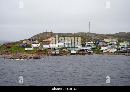 Ein Blick auf Harrington Harbour am unteren Nordufer des St. Lawrence River. Stockfoto