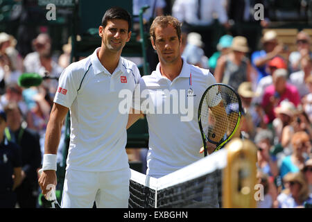 Wimbledon, Großbritannien. 10. Juli 2015. Das Tennisturnier von Wimbledon. Gentlemens Singles Halbfinale Spiel zwischen topgesetzte Novak Djokovic (SRB) und 21. Samen Richard Gasquet (FRA) Credit: Action Plus Sport/Alamy Live News Stockfoto