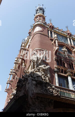 Verzierte Gebäude in Barcelona Stockfoto