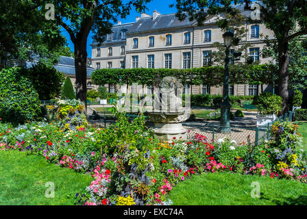 Paris, Frankreich, öffentlicher Park im Marais-Viertel. 'Square Georges-Cain' Scenic View, paris allgemeine Sicht Sommer Stockfoto