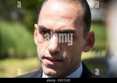 Brüssel, Bxl, Belgien. 11. Juli 2015. Zyprische Finanzminister Haris Georgiades vor der Euro-Gruppe, Finanzminister der Einheitswährung EURO Zone Sitzung im EU-Hauptquartier in Brüssel, Belgien auf 11.07.2015 Finanzminister treffen sich um Griechenlands Antrag auf ein neues Rettungspaket von Wiktor Dabkowski Kredit zu bewerten: Wiktor Dabkowski/ZUMA Draht/Alamy Live News Stockfoto