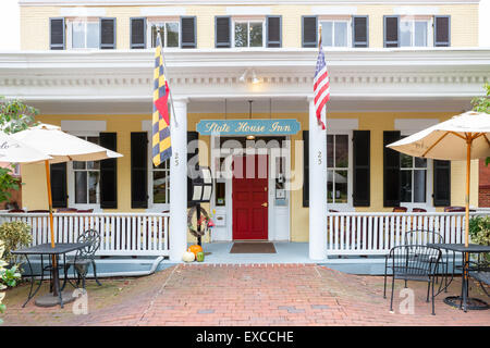 Der Haupteingang zum State House Inn in Annapolis, Maryland. Stockfoto