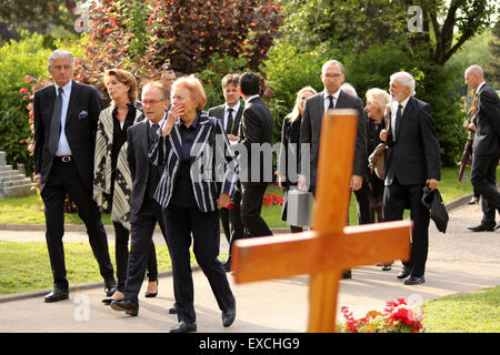 Beerdigung von Udo Jürgens am Wiener Zentralfriedhof mit: Gast wo: Wien, Österreich bei: 9. Mai 2015 Stockfoto