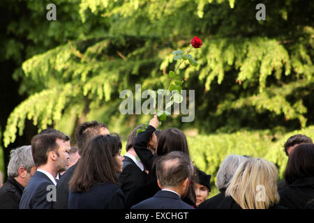 Beerdigung von Udo Jürgens am Wiener Zentralfriedhof mit: Atmosphäre wo: Wien, Österreich bei: 9. Mai 2015 Stockfoto